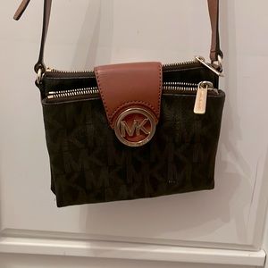 Michael Kors Crossbody